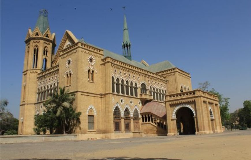 Classic Karachi Day Tour – A Journey Through History & Culture